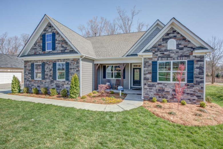 Caldwell 088 MoveIn Ready Homes in Mooresville, NC Eastwood Homes